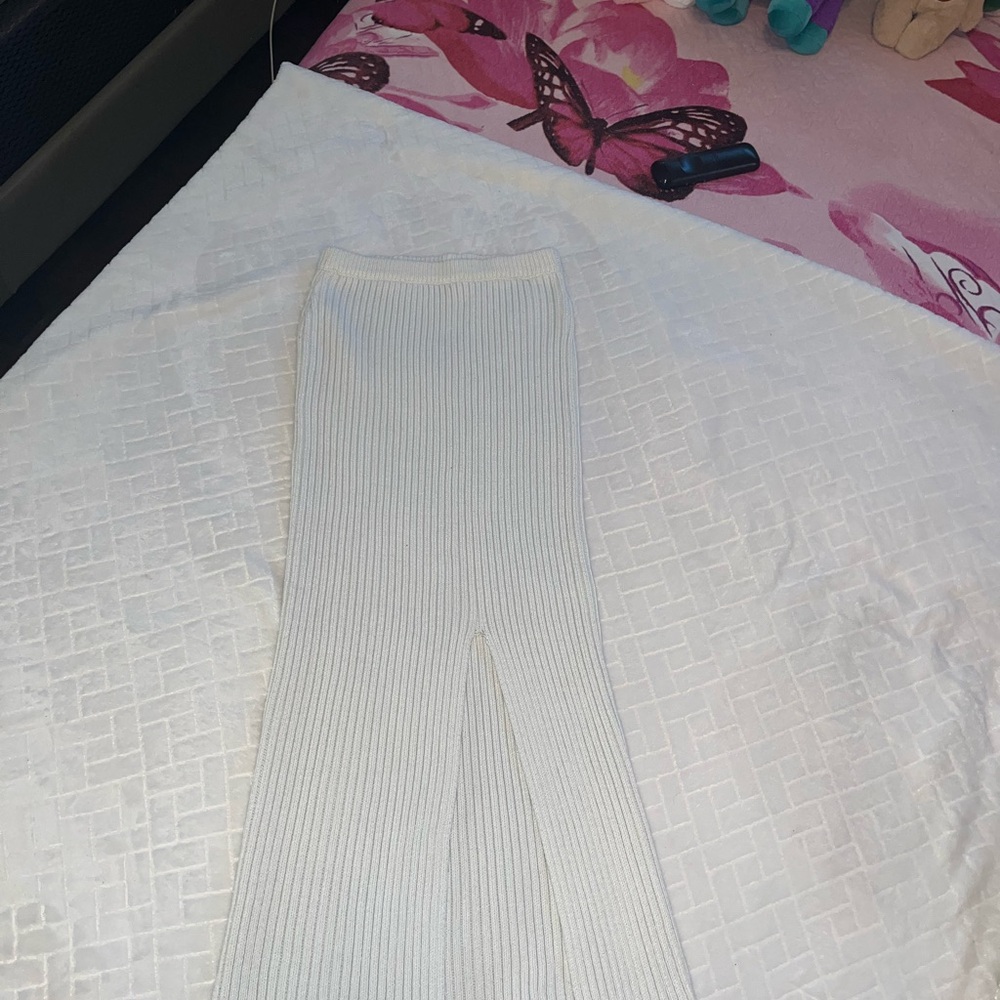 White Ribbed Knit Skirt